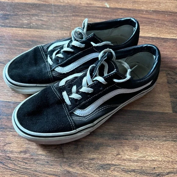Vans Size 9.5 Womens - Picture 2 of 5